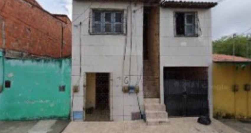 Excelente oportunidade para rentabilidade, ótimo investimento de 4 casas dúplex a 50m2 da av Perimetral sentido Messejana, preço de ocasião $280 MIL.