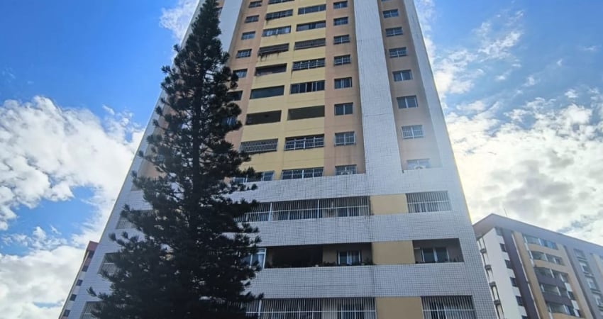 Condomínio Lauro Maia II  Bairro de Fátima – Andar altíssimo