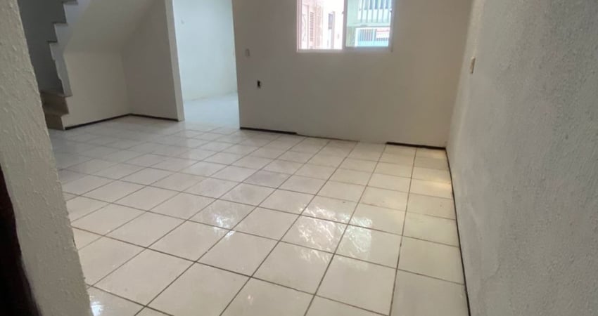 Casa com 1 quarto à venda na Rua 05, 114, Maraponga, Fortaleza