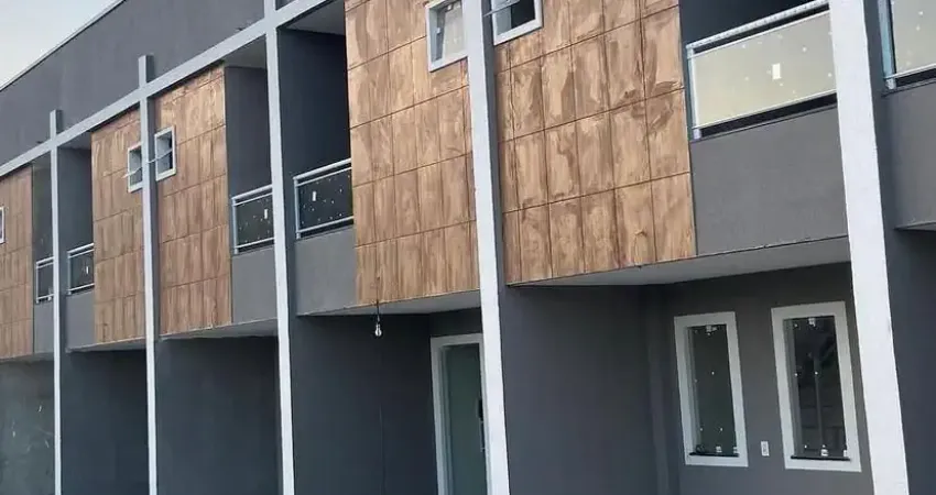Casa em condomínio fechado com 2 quartos à venda na Rua Antônio Cesário Sá, 66, Monguba, Pacatuba