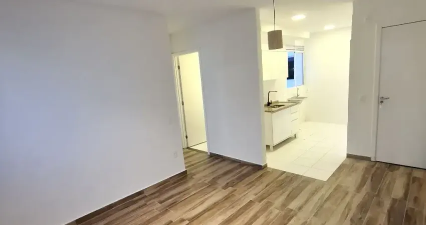 Apartamento Maraponga Ville - Bancada, móveis, piso e iluminação novos
