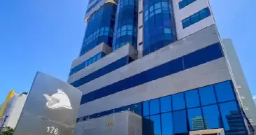 Sala conjugado com 2 salas comerciais próximo à praça portugal