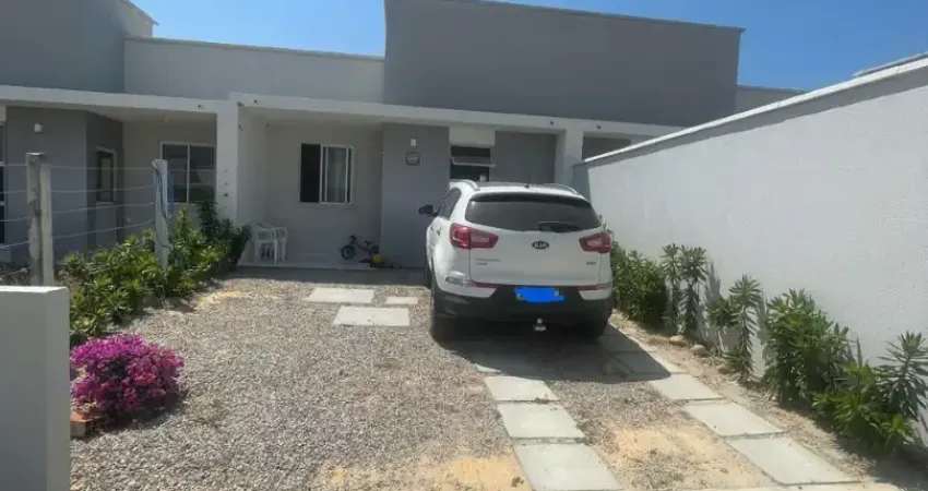 Casa em condomínio fechado com 2 quartos à venda na Avenida Santos Dumont, 66, Loteamento Novo Aquiraz, Aquiraz