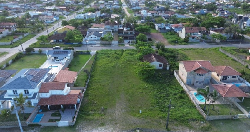 Terrenos Frente para o mar no Balneário Coroados