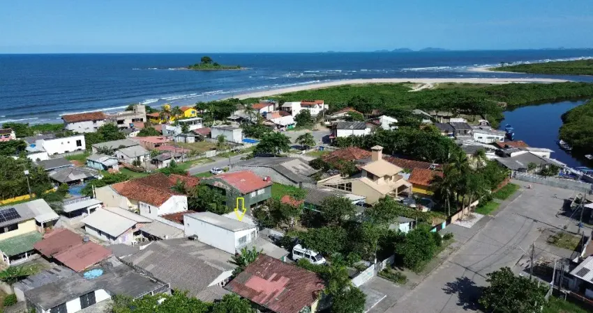 Casa com 3 quartos à venda na Avenida São Paulo, 263, Barra do Saí, Guaratuba