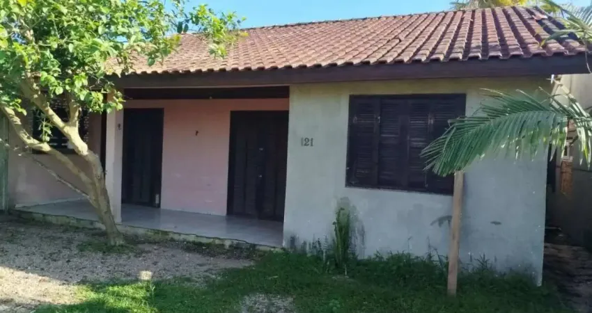 Casa à venda na Avenida Minas Gerais, 0000, Coroados, Guaratuba