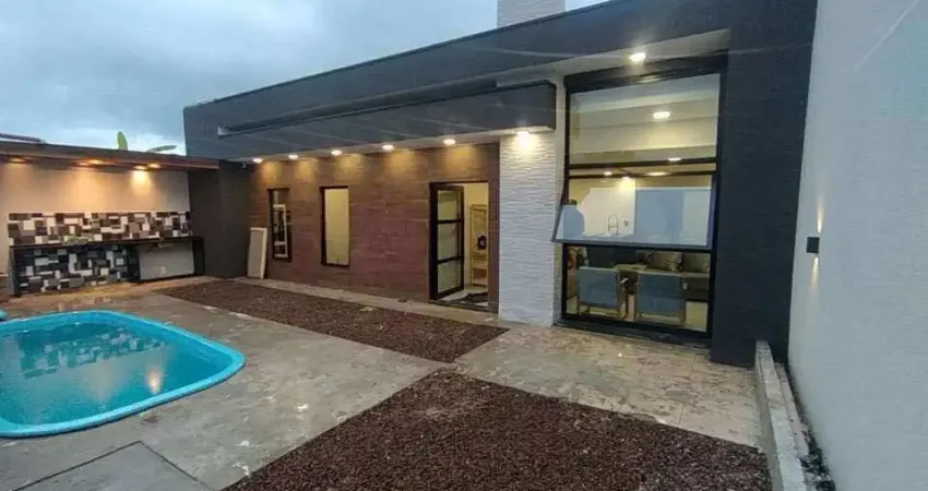 Casa com piscina para locação diária – 150m da praia em guaratuba