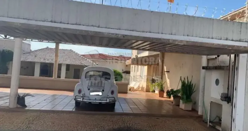 Casa com 5 quartos para alugar na Rua Lafaiete Spinola de Castro, 1889, Boa Vista, São José do Rio Preto