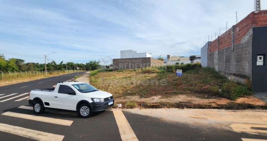 Terreno no Residencial Vila Madalena em Rio Preto, de esquina comercial