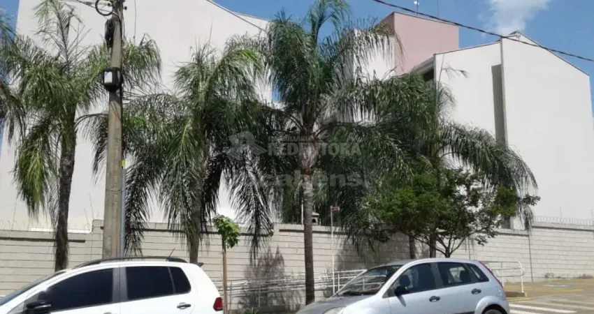Felicita - Jardim Itapema - Apto com ótimo acabamento e armários, 2 dorms, 1 vaga coberta sob pilottis, com elevador