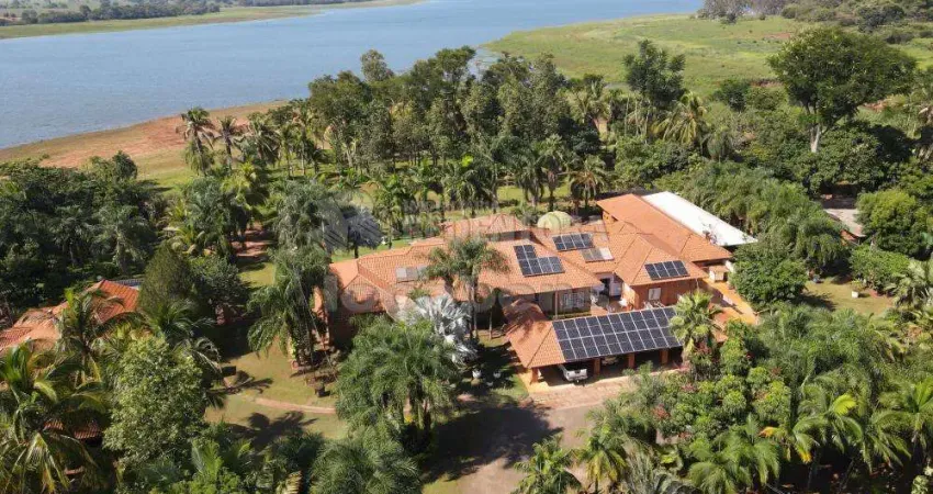 Pereira Barreto - Propriedade Rural, mas perto do centro, tendo uma área em torno de 7900m² e 1400m² de construção, completo lazer.