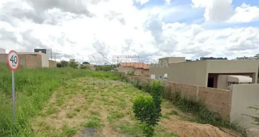 Lote de 200 m² no Colina Azul