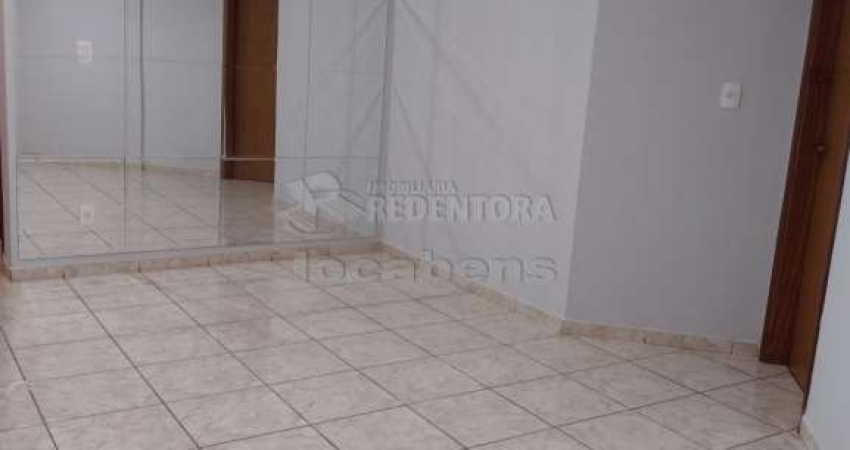 Apartamento com 03 dormitórios Zona Sul à Venda