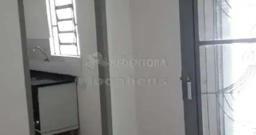 PERTO DA REPRESA - Residencial e Comercial - 3 casas em um mesmo lote - Boas Para renda