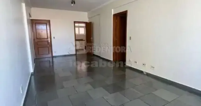 Centro - apartamento amplo com 3 dormitórios em excelente localização