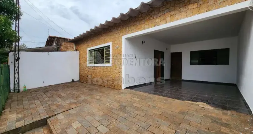Casa com 4 dormitórios e 2 vagas de garagem no bairro jardim roseiral