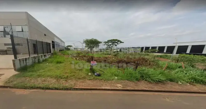 Terreno / padrão - à venda com área total de 2150 m² no distrito industrial doutor carlos arnaldo e silva