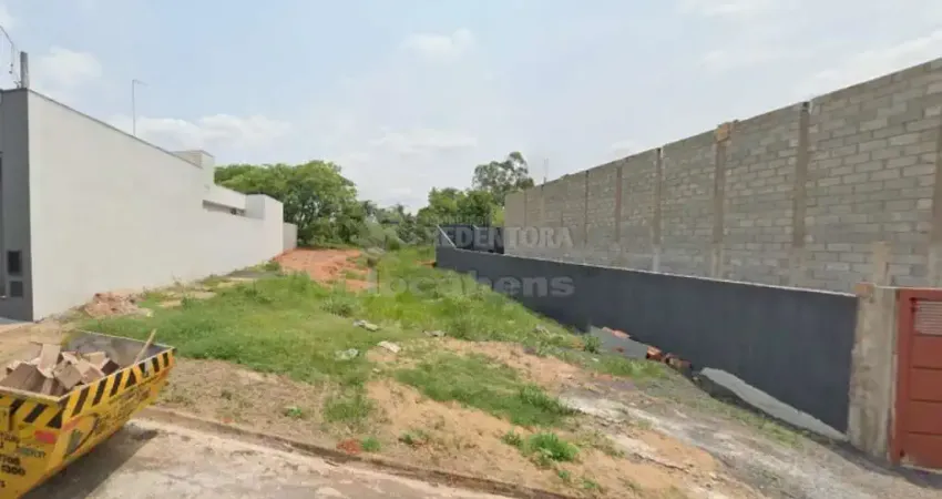 Terreno à venda na Zona Rural, Guapiaçu 