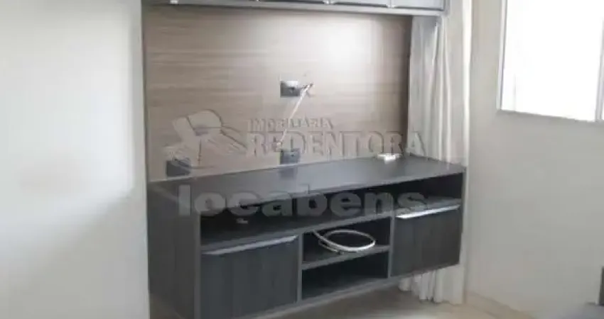 Loteamento clube v apartamento de 3º andar com 2 dormitórios