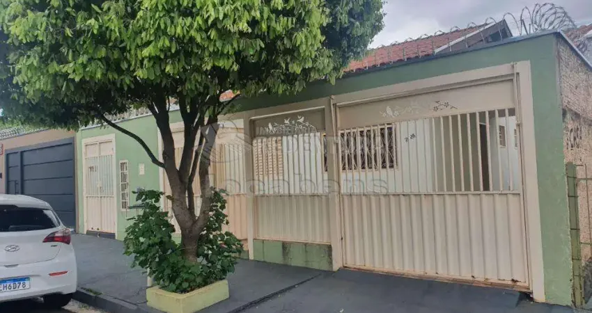Eldorado casa térrea de 3 dormitórios com ótimo terreno