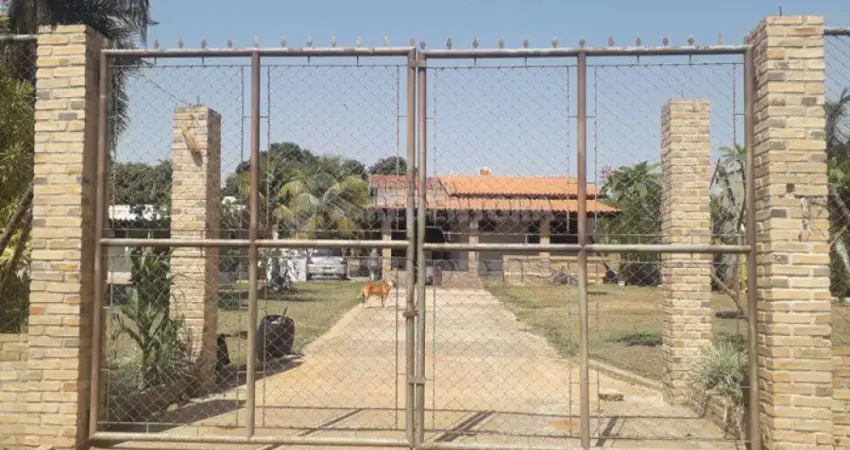 Chácara / sítio com 5 quartos à venda na Zona Rural, Adolfo