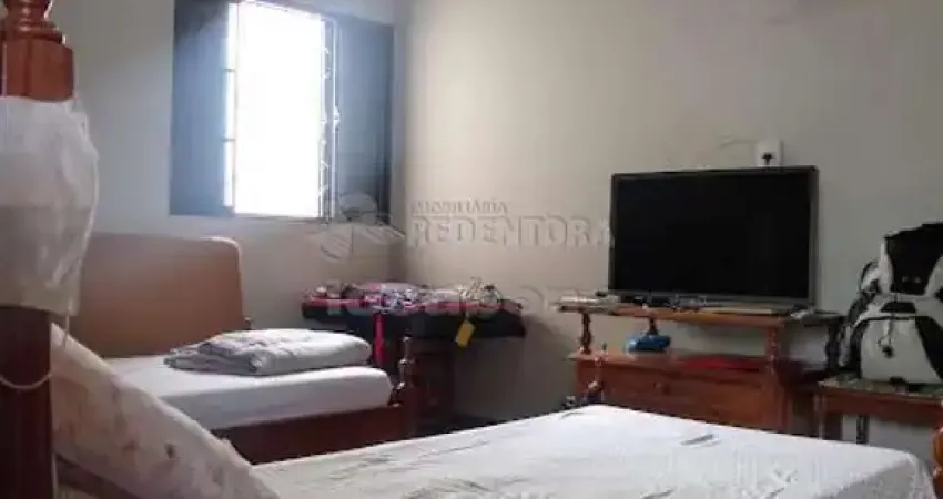 Casa com 3 quartos à venda na Vila Maceno, São José do Rio Preto