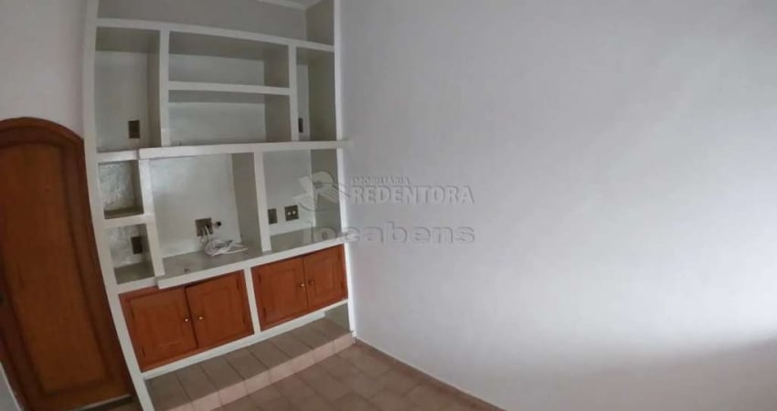 Casa com 3 quartos para alugar na Vila Ercília, São José do Rio Preto 