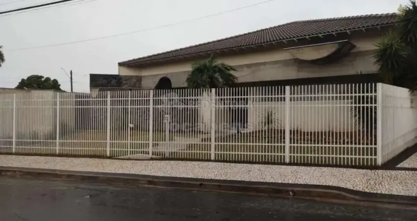 Casa Padrão em Lins