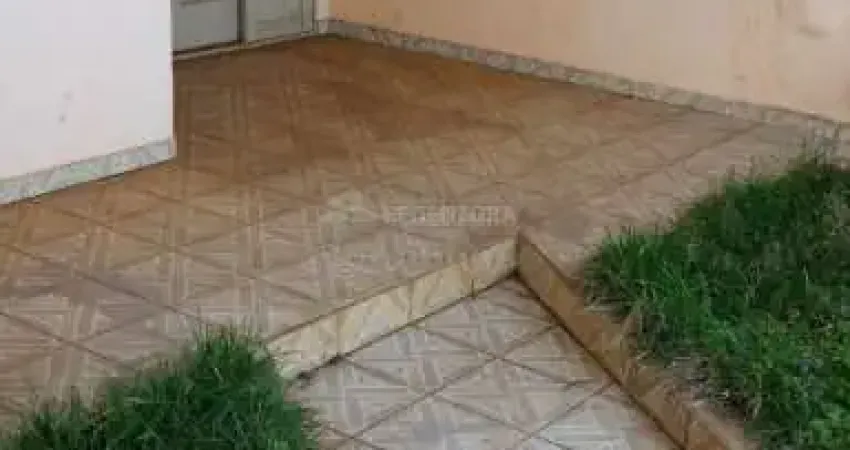 Jardim Simões, Perto do Shopping Cidade Norte, casa com 4 dorms, sendo 1 suite, sala, coz, estuda propostas