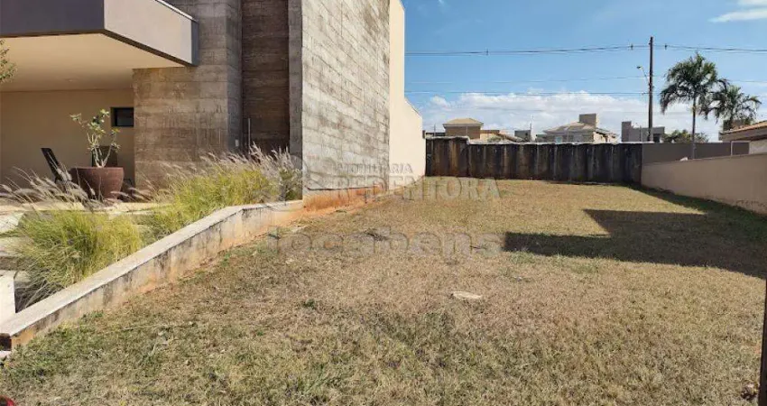 Terreno em condomínio fechado à venda no Condomínio Vilage La Montagne, São José do Rio Preto 