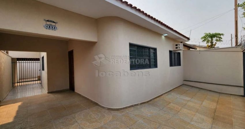 Parque Residencial Dom Lafayete Libânio, Casa de 02 dormitórios, 02 vagas de garagem.
