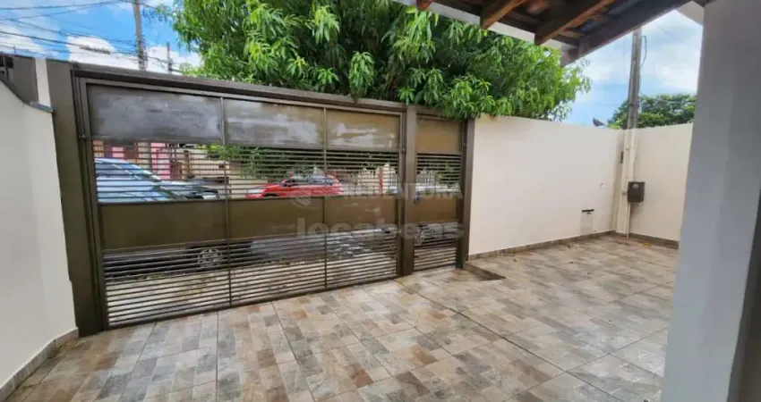 Ótima Casa Residencial para Locação - 3 Dormitórios / Jardim Paulista