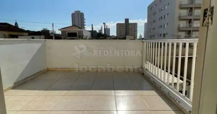 Boa Vista - Sobrado com 02 dormitórios tipo apartamento e Sala Comercial com acessibilidade