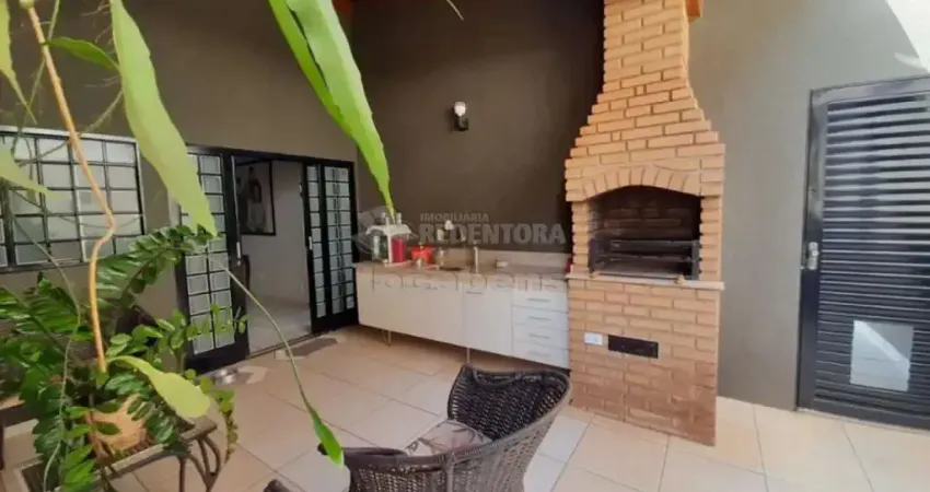 Casa Residencial 03 dormitórios - Jardim Astúrias