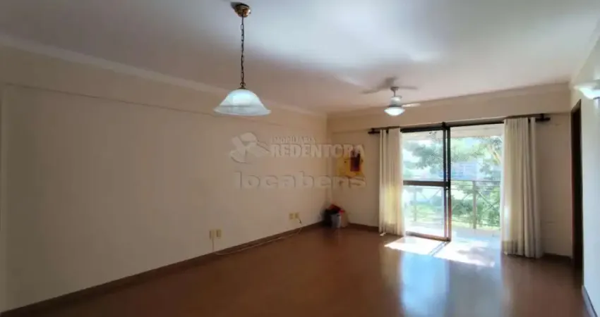 Bom Jardim - Apartamento com 03 dormitórios sendo 01 tipo apartamento à Venda