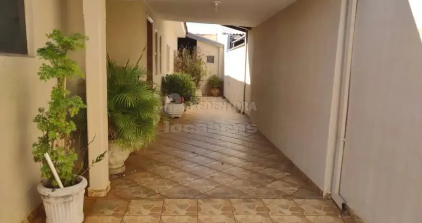 Vila santo antônio - excelente localização casa com 03 dormitórios