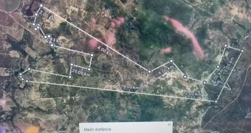 Fazenda à venda na Zona Rural, Urucuia