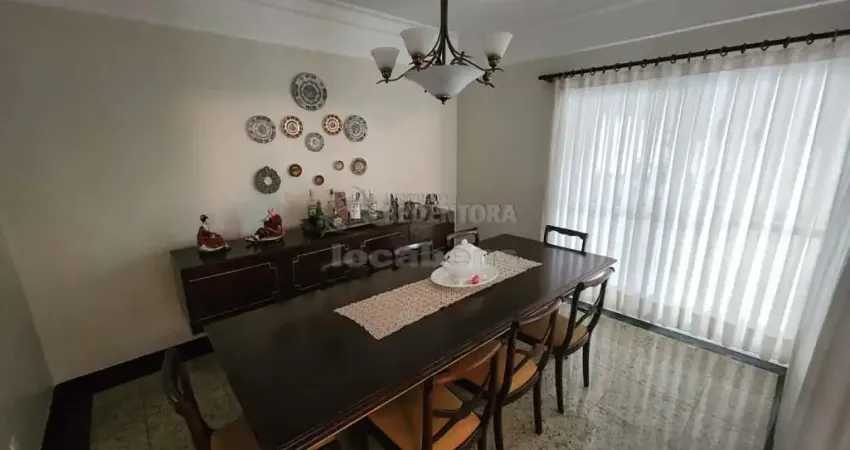 Casa em condomínio fechado com 4 quartos para alugar na Avenida Olinda Addas Tarraf, 500, Village Flamboyant, São José do Rio Preto