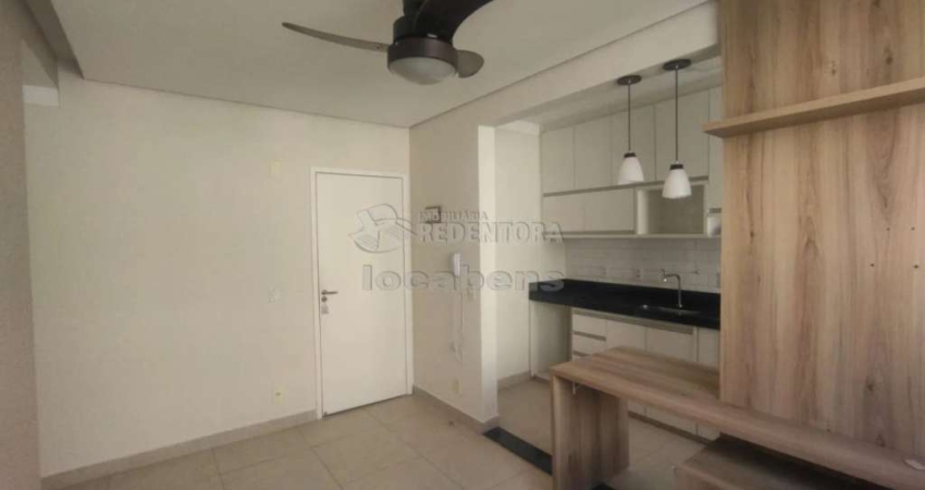 Apartamento com 02 dormitórios e 01 vaga de garagem - Condomínio Rio Fiora