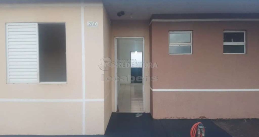 Ótima Casa em Condomínio para Venda - 2 Dormitórios / Condomínio Residencial Parque da Liberdade IV