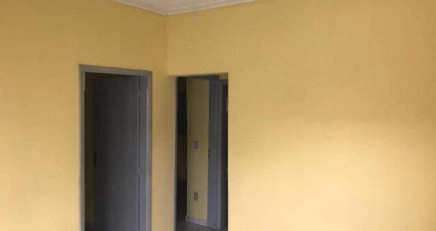 Casa com 2 dormitórios no Jardim das Oliveiras