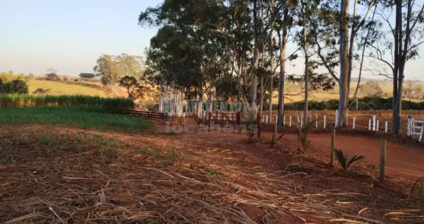Fazenda à venda no Centro, Américo de Campos 