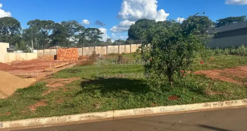 Terreno em condomínio fechado à venda no Loteamento Recanto do Lago, São José do Rio Preto 