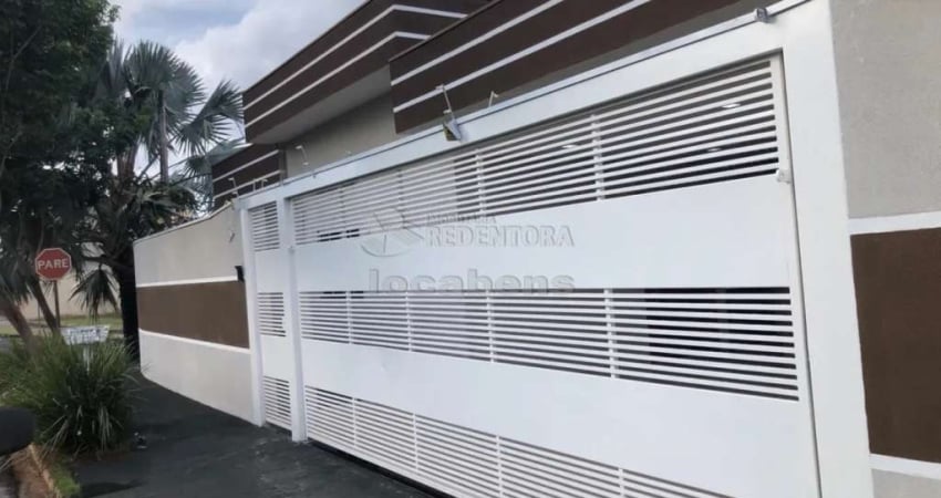 Ótima Casa Residencial para Venda - 3 Dormitórios / Villa Cassini