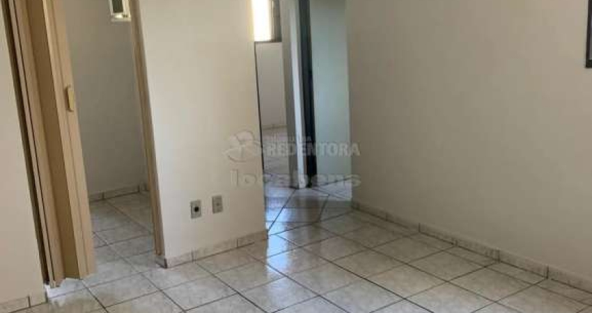 Ótimo Apartamento Residencial com 2 Dormitórios / Jardim Yolanda