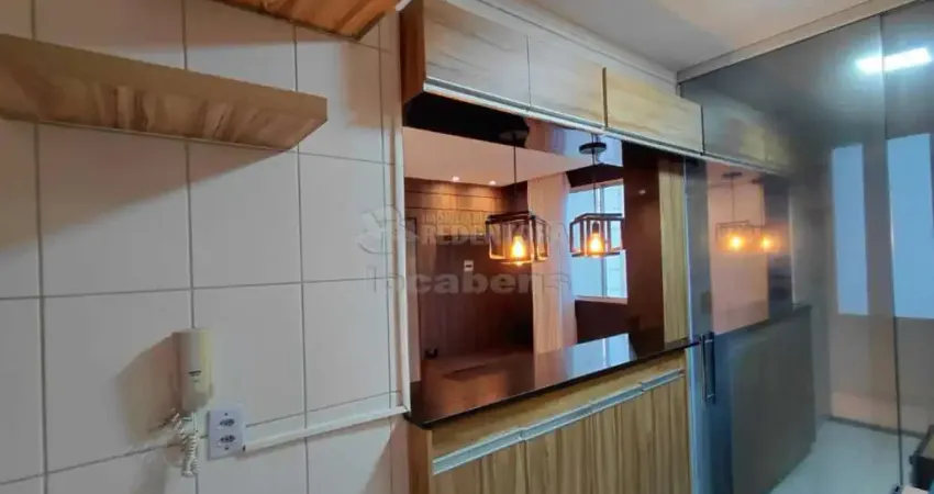 Apartamento para locação no bairro Rios di Itália com 02 dormitórios e 01 vaga de garagem.