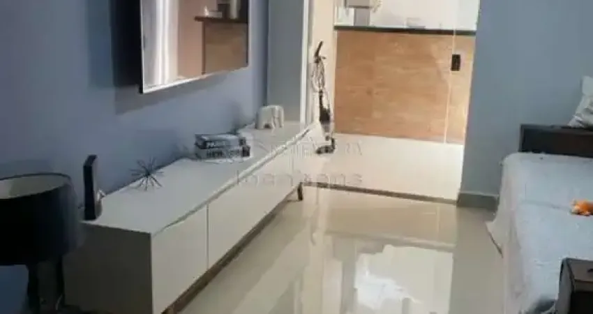 Excelente Casa em Condomínio para Venda - 2 Dormitórios / Parque da Liberdade IV
