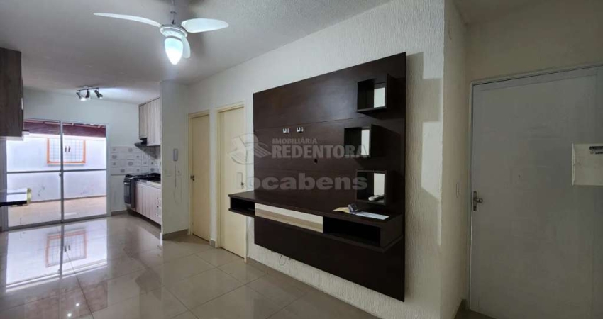 Casa de 03 dormitórios e 02 vagas de garagem coberta no Residencial Parque da Liberdade III