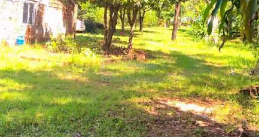 Chacara de 03 dormitórios sendo 02 tipo apartamento na estância primavera