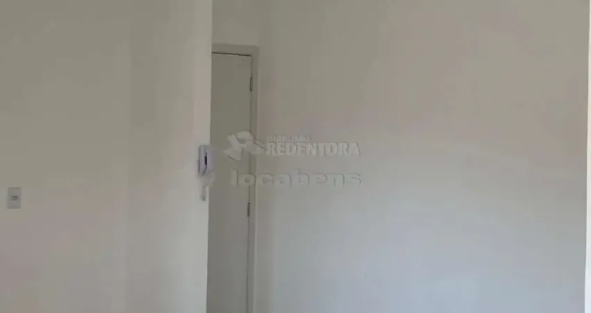 Condomínio High Redentora, com 2 dormitórios, 02 vagas de garagem.